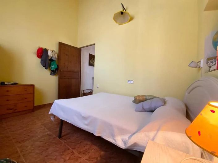 Image No.21-3 Bed Country House for sale