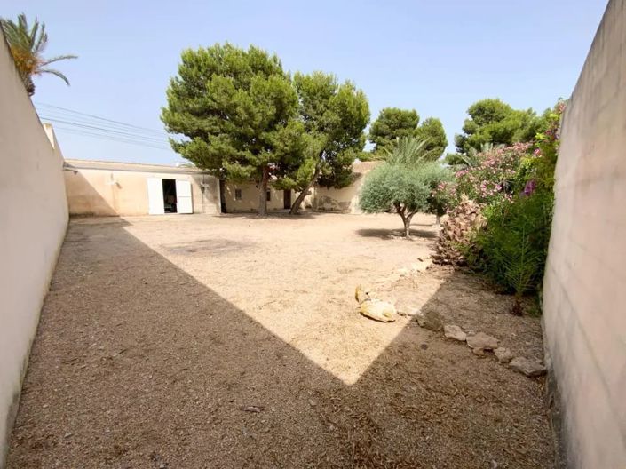 Image No.7-3 Bed Country House for sale