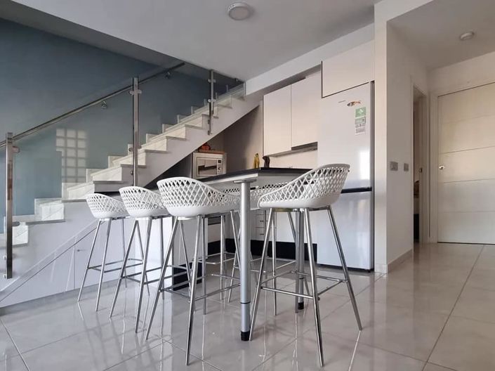 Image No.10-3 Bed Villa for sale