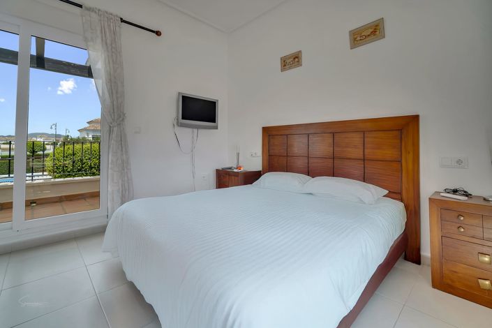 Image No.19-3 Bed Villa for sale