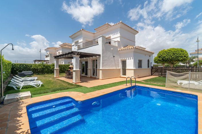 Image No.23-3 Bed Villa for sale