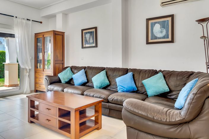 Image No.5-3 Bed Villa for sale