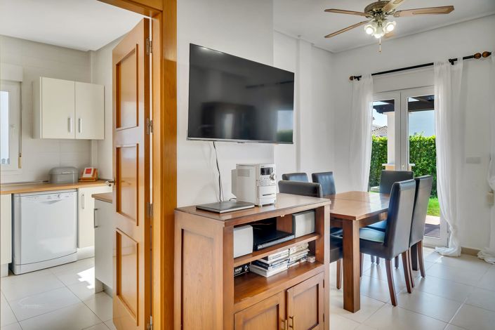 Image No.8-3 Bed Villa for sale