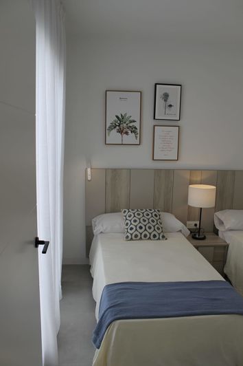 Image No.34-2 Bed Villa / Detached for sale