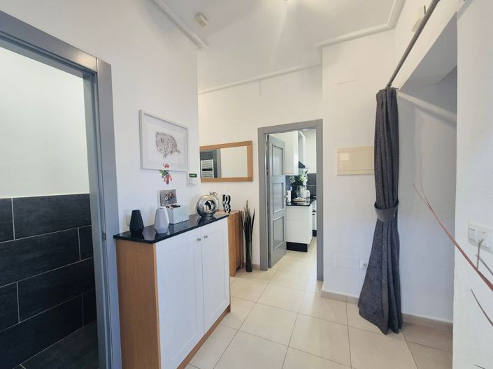 Image No.3-3 Bed Villa for sale