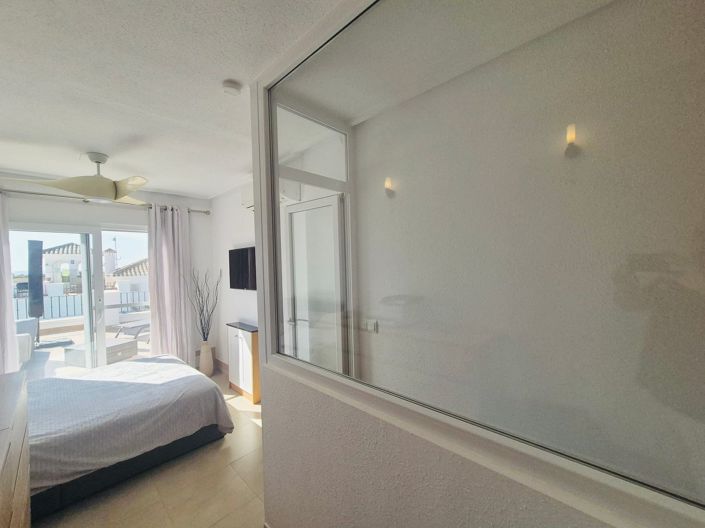 Image No.21-3 Bed Villa for sale