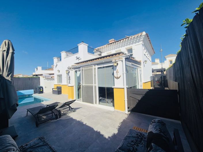 Image No.25-3 Bed Villa for sale