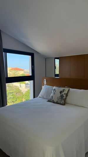 Image No.18-4 Bed Villa for sale