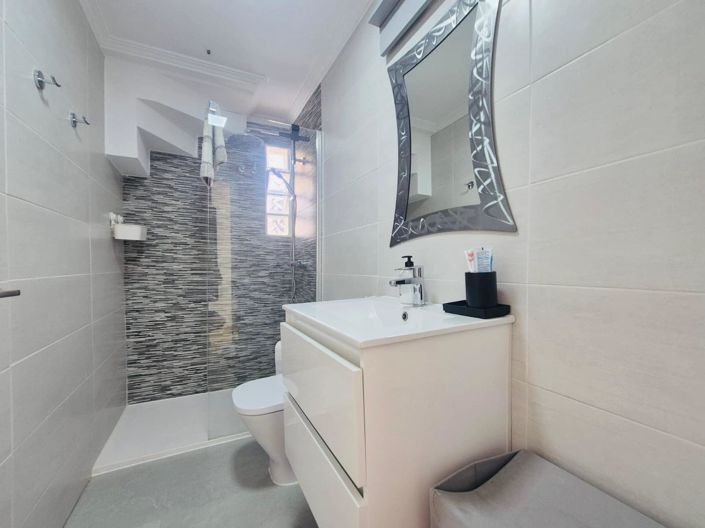 Image No.11-2 Bed Villa for sale