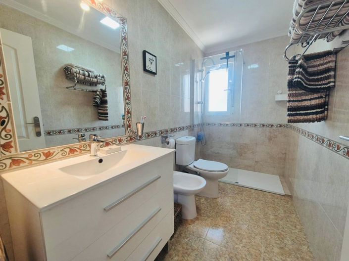 Image No.18-2 Bed Villa for sale