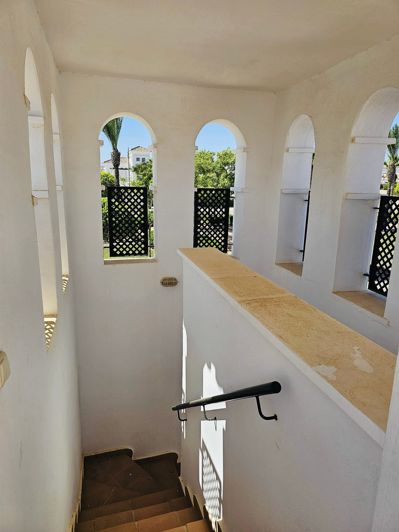 Image No.21-2 Bed Villa / Detached for sale
