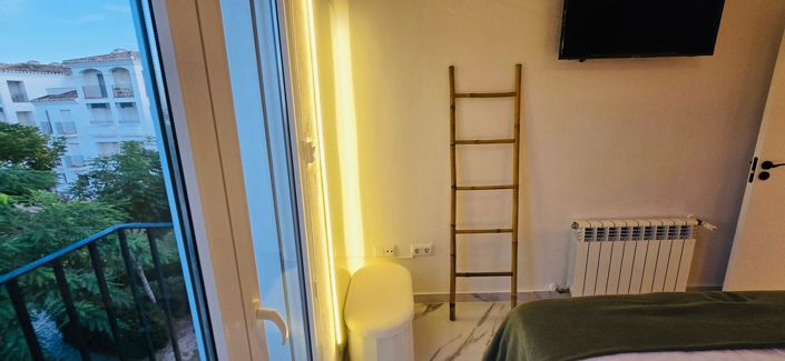 Image No.22-2 Bed Apartment for sale