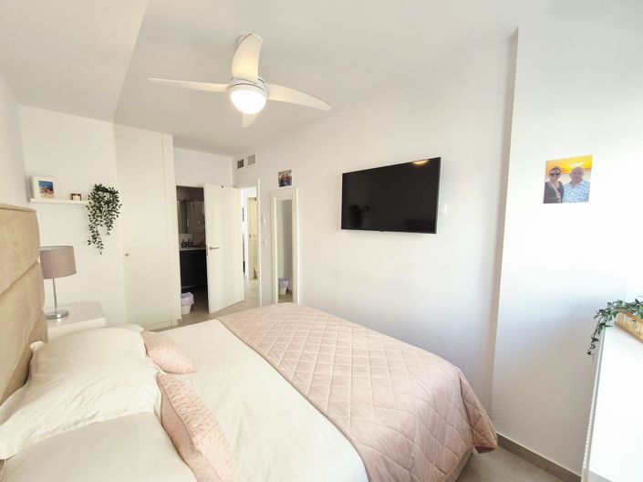 Image No.12-2 Bed Apartment for sale