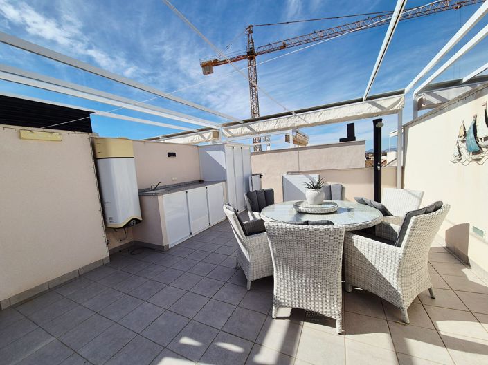 Image No.18-2 Bed Apartment for sale