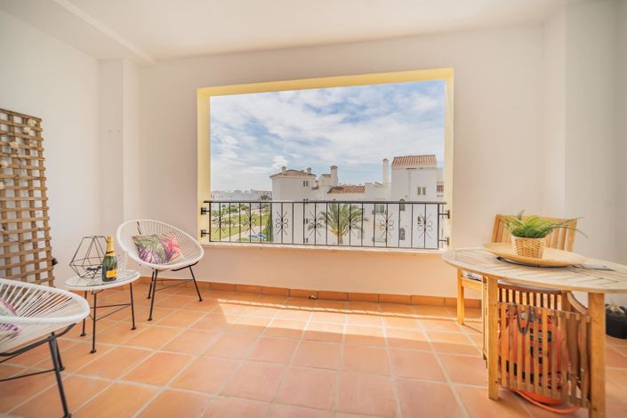 Image No.20-1 Bed Apartment for sale