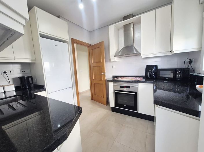 Image No.11-3 Bed Villa / Detached for sale