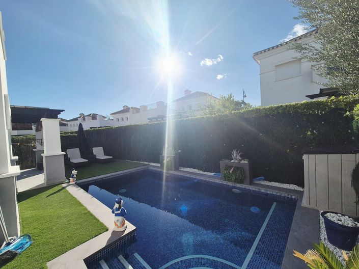 Image No.28-3 Bed Villa / Detached for sale