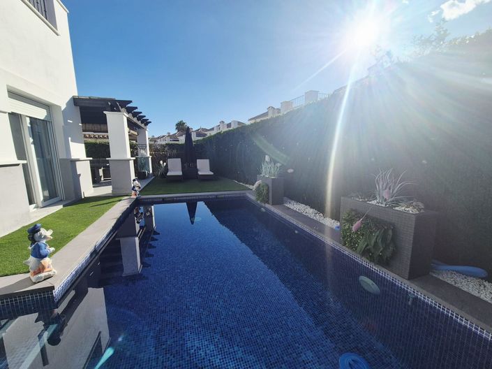 Image No.30-3 Bed Villa / Detached for sale