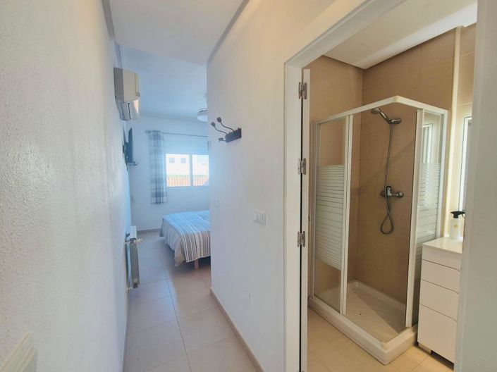 Image No.15-2 Bed Villa / Detached for sale