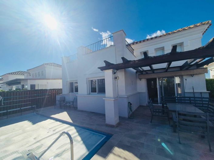 Image No.24-2 Bed Villa / Detached for sale