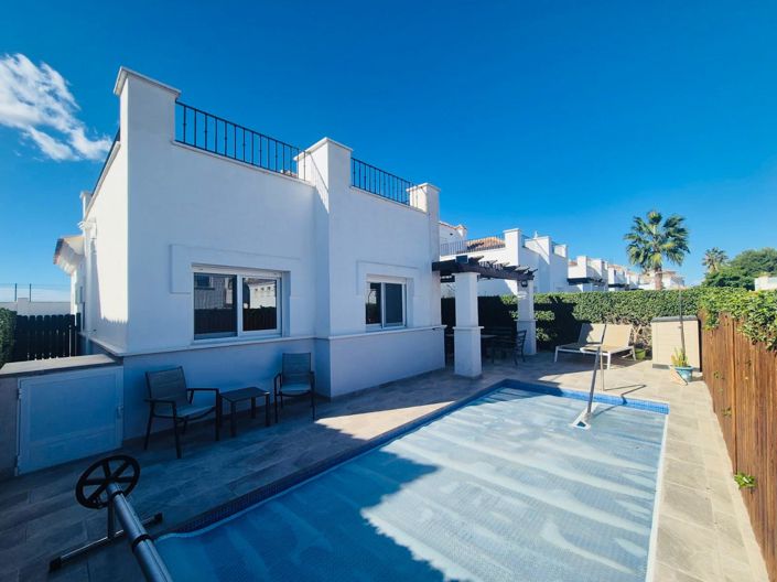 Image No.27-2 Bed Villa / Detached for sale