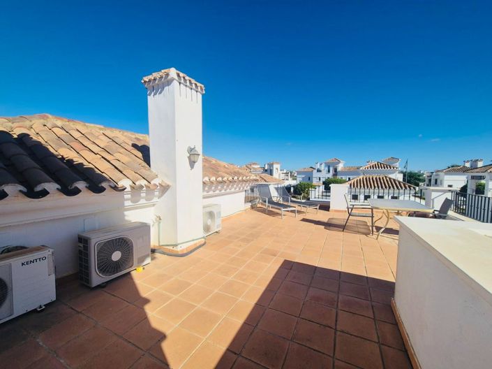 Image No.31-2 Bed Villa / Detached for sale