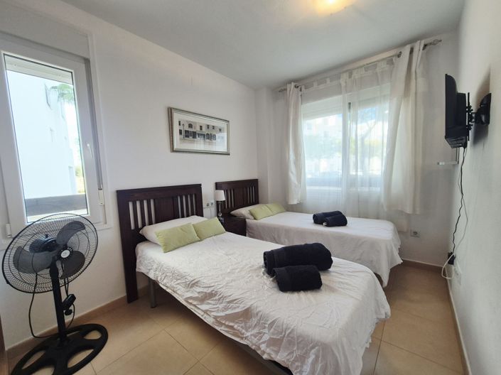 Image No.8-2 Bed Apartment for sale