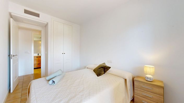 Image No.18-2 Bed Apartment for sale