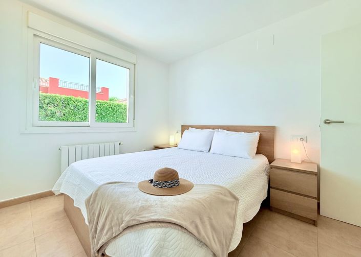 Image No.16-2 Bed Villa / Detached for sale