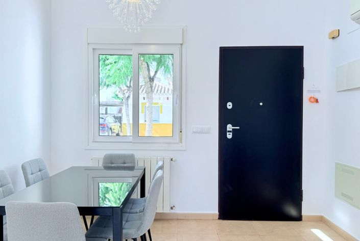 Image No.6-2 Bed Villa / Detached for sale