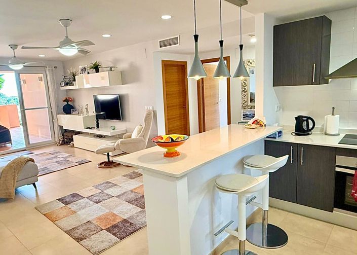 Image No.6-3 Bed Apartment for sale