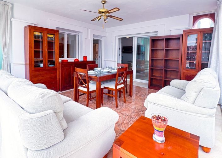 Image No.21-3 Bed Villa / Detached for sale