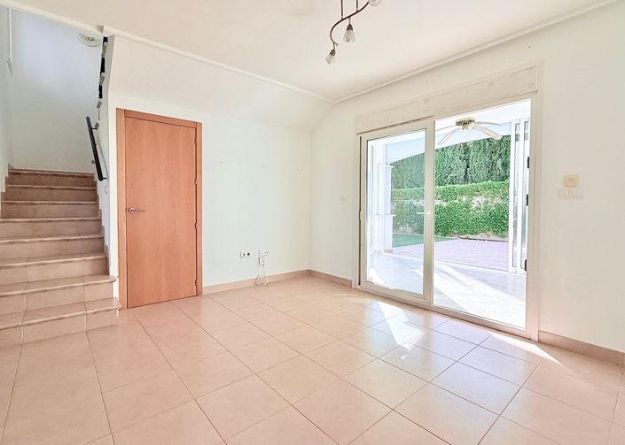 Image No.5-3 Bed Villa / Detached for sale