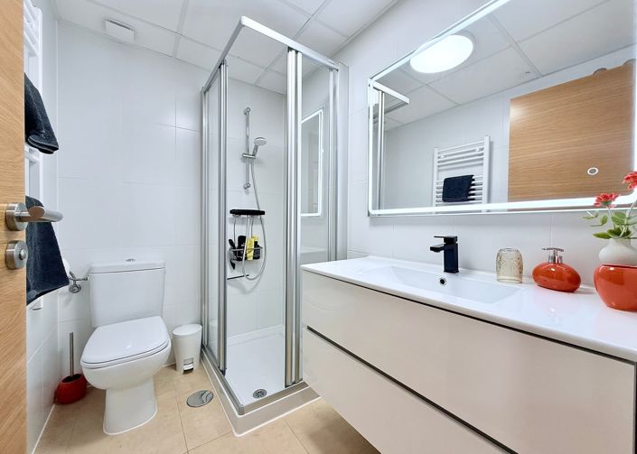 Image No.20-2 Bed Penthouse for sale