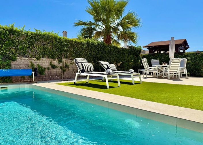 Image No.29-2 Bed Villa / Detached for sale