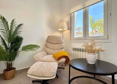 levante-properties-modern-living-room-rondell