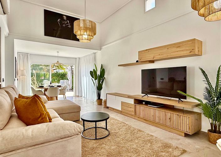 Image No.4-2 Bed Villa / Detached for sale