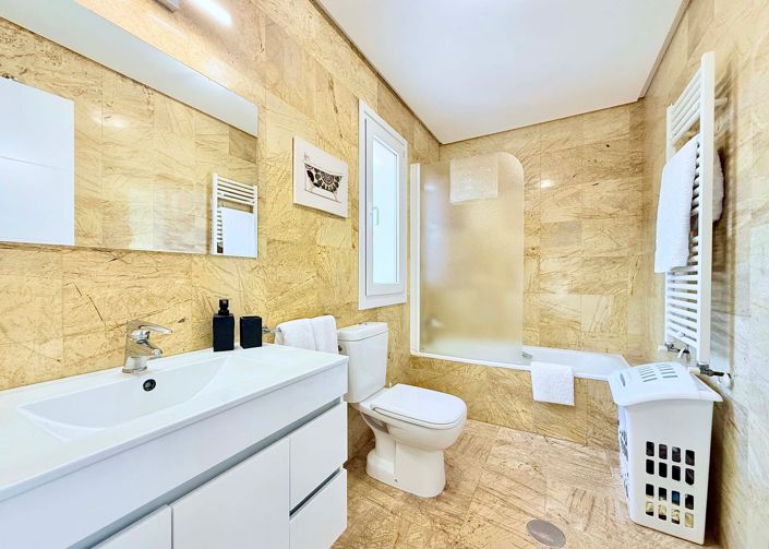 Image No.16-2 Bed Villa for sale