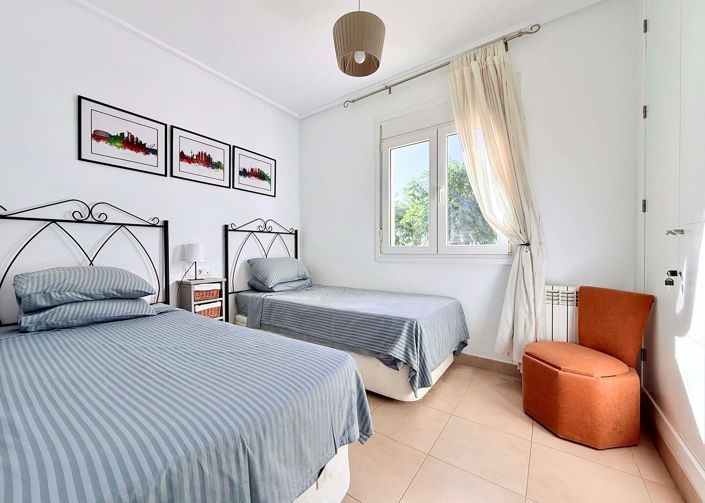 Image No.19-2 Bed Villa for sale