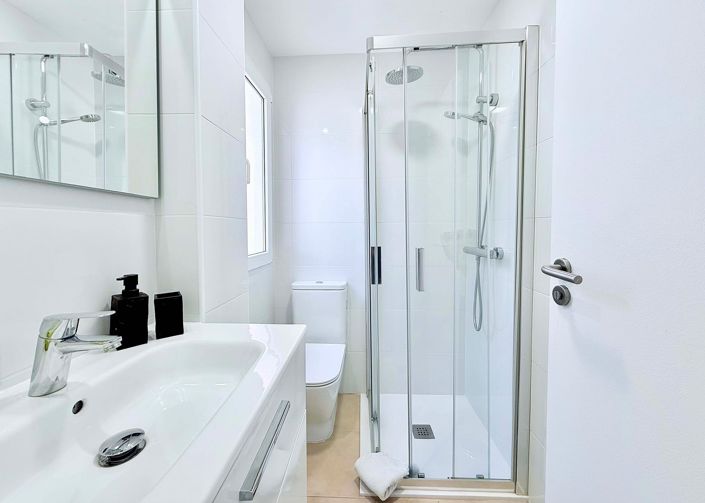 Image No.22-2 Bed Villa for sale