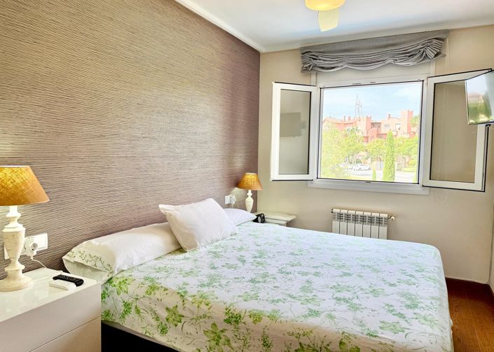 Image No.18-4 Bed Villa / Detached for sale