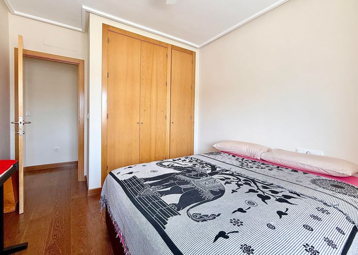 Image No.22-4 Bed Villa / Detached for sale