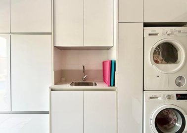 levante-properties-baron-villa-kitchen-modern