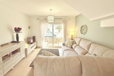 mar-menor-golf-resort-open-plan-living-area-i