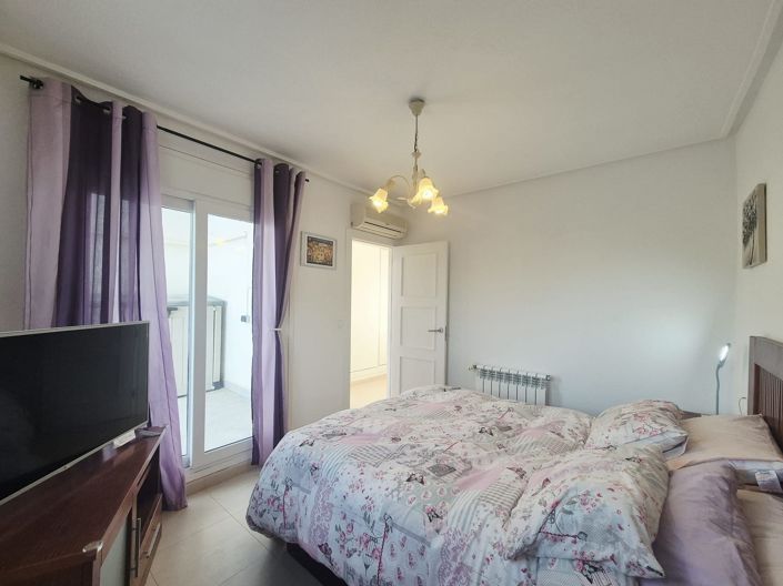 Image No.14-2 Bed Townhouse for sale