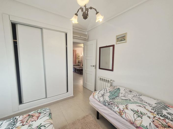 Image No.18-2 Bed Townhouse for sale