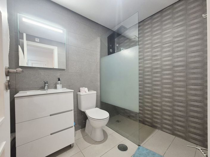 Image No.19-2 Bed Townhouse for sale