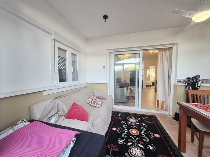 Image No.21-2 Bed Townhouse for sale