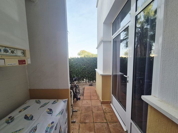 Image No.25-2 Bed Townhouse for sale