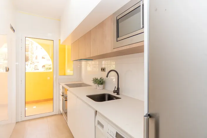 Image No.21-1 Bed Apartment for sale